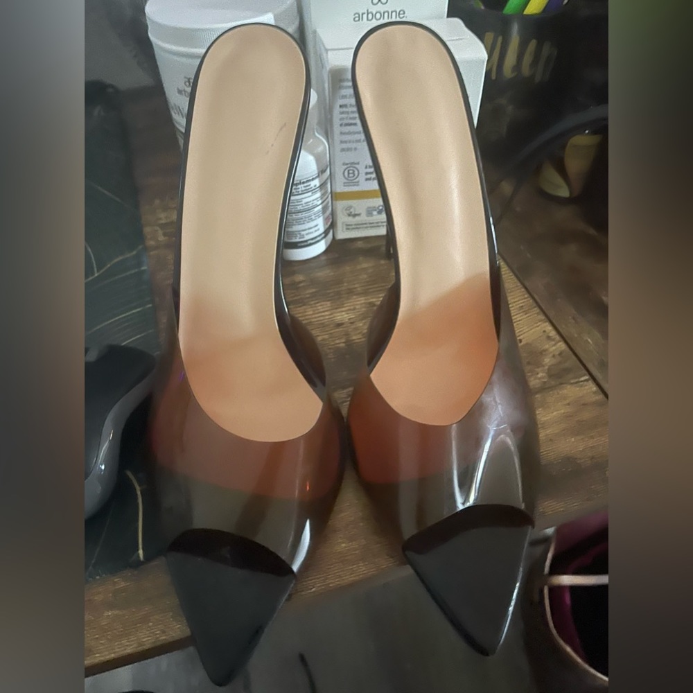 NIB heels never worn